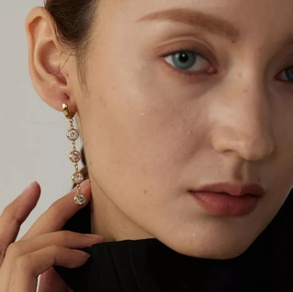 Stylish Colored Diamonds Long Earrings - Picture 6 of 6